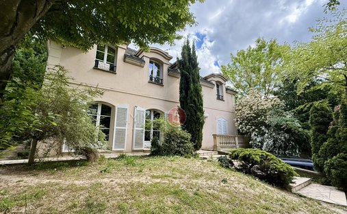 Maison à Thiers, Le Raincy, France 1