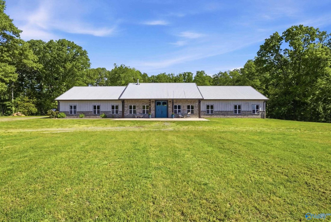 Farm Ranch in Danville, Alabama, United States 1 - 17758261