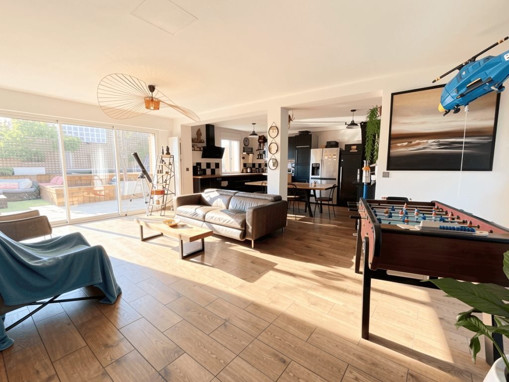 House in Fontenay-sous-Bois, Ile-de-France, France 2 - 16622162