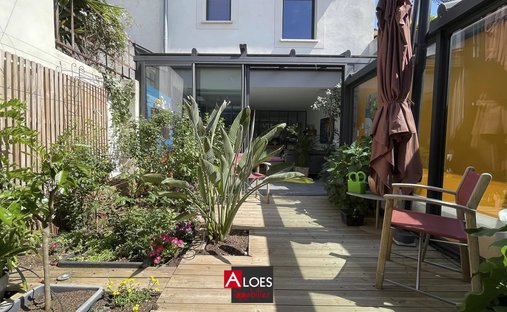 House in Centre Ville, Aigues-Mortes, France 1