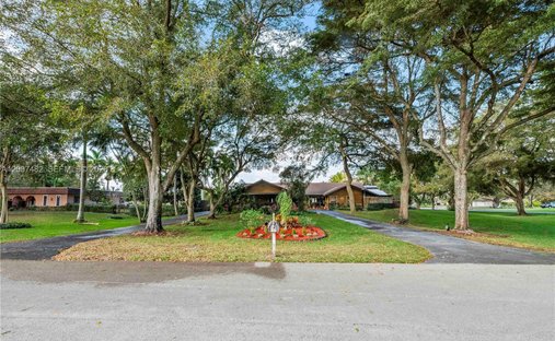 House in Davie, Florida, United States 1