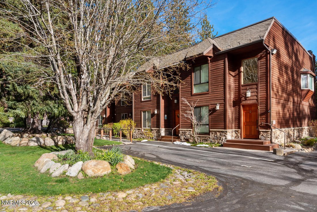 Condo in Incline Village, Nevada, United States 2 - 17758272