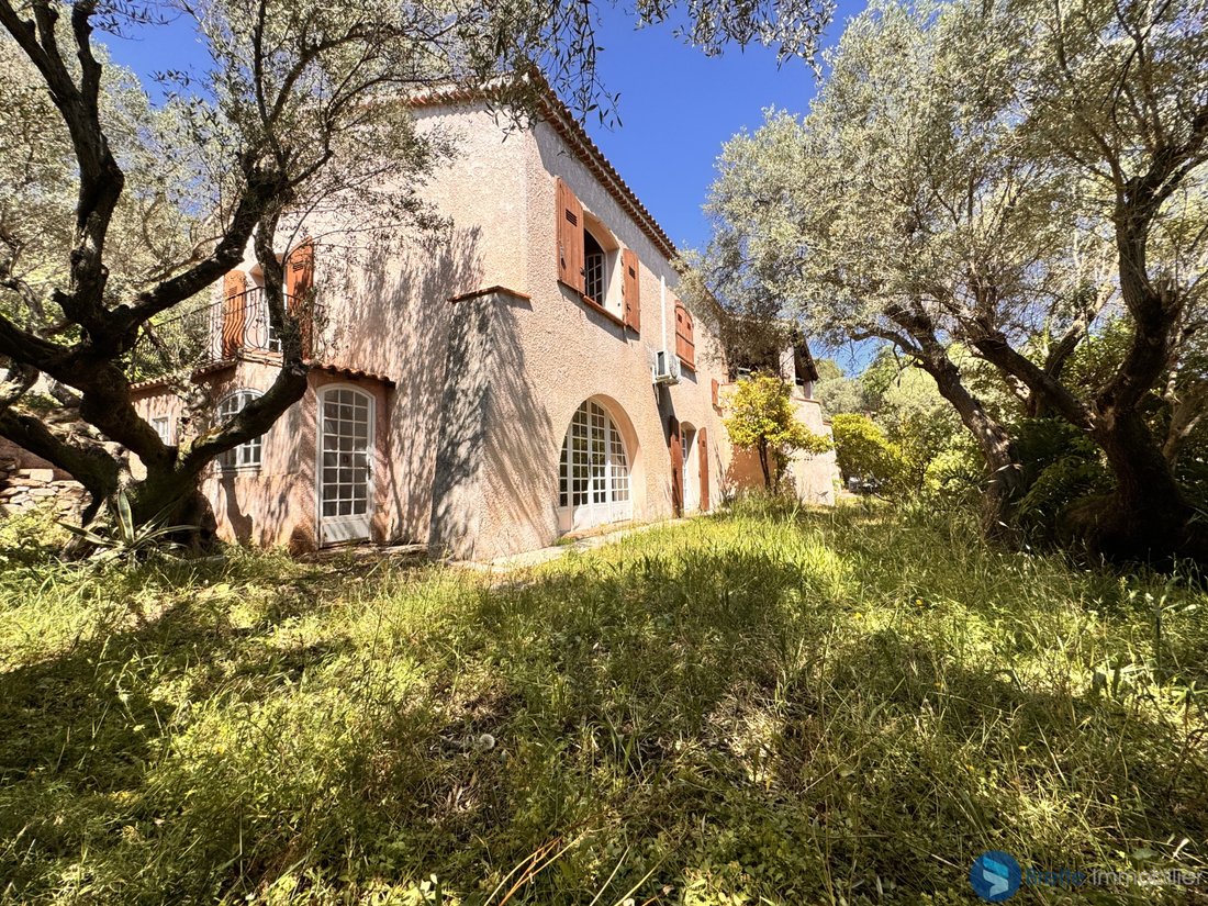 House in Le Faron-Fort-Rouge, Toulon, France 1 - 16498223