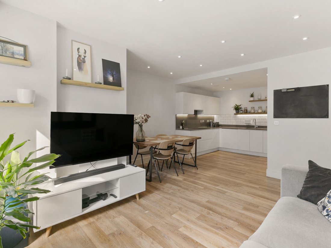 Apartment in Southfields, Wandsworth (Greater London), England 4 - 17760201