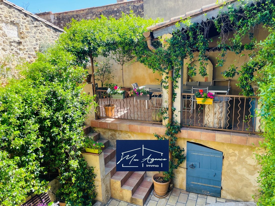 House in Pujaut, Occitania, France 1 - 17761393