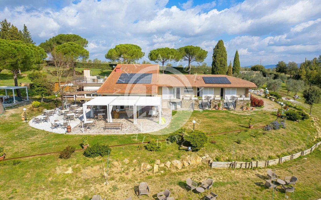 Villa in Center, Greve in Chianti, Tuscany 2 - 17759183