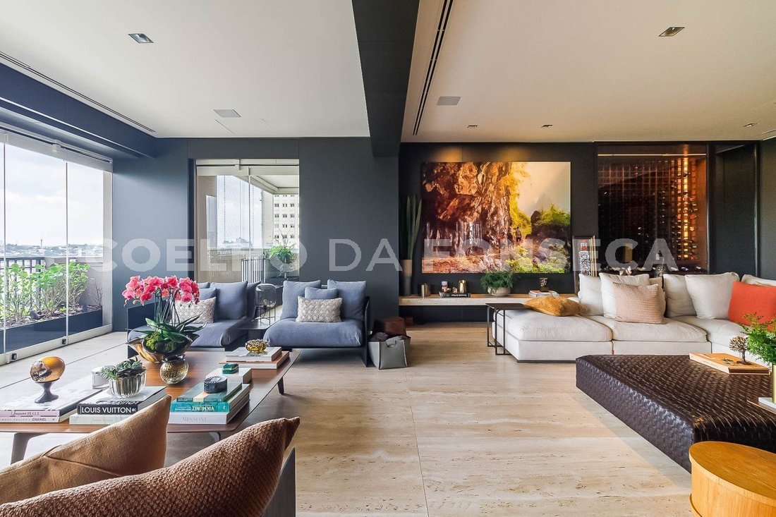 Condo in São Paulo, State of São Paulo, Brazil 4 - 17761332