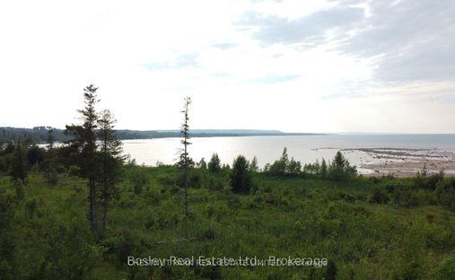 Land in Clarksburg, Ontario, Kanada 1