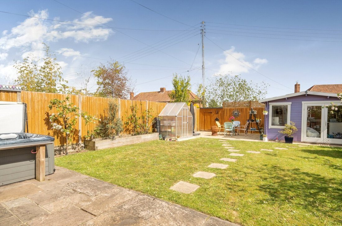 House in Somerset, England 4 - 17754861