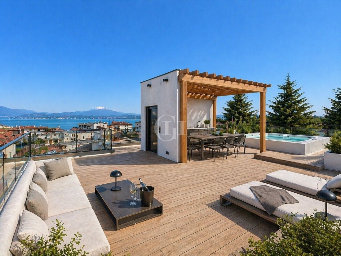 Apartment in San Benedetto di Lugana, Peschiera del Garda, Veneto 3 - 17740252
