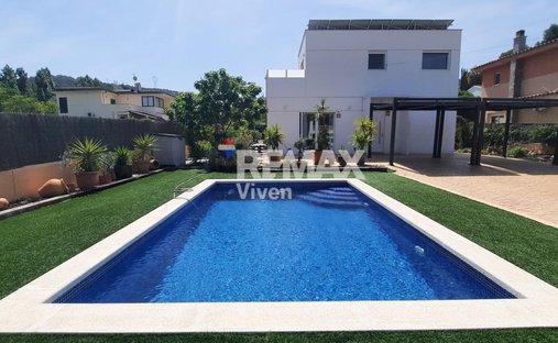 House in Canyelles, Catalonia, Spain 1