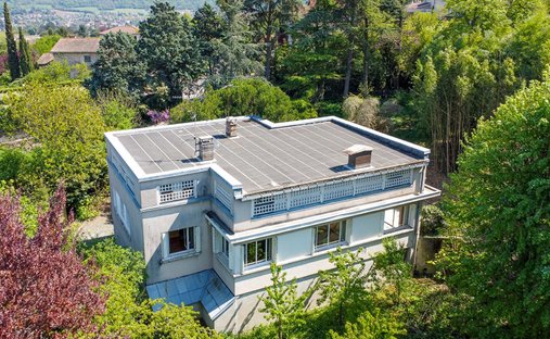 Villa in Curis-au-Mont-d'Or, Auvergne-Rhône-Alpes, France 1