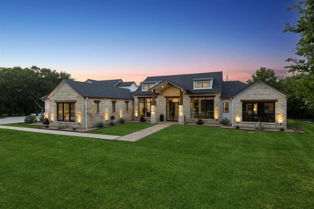 House in Cross Roads, Texas, United States 2 - 17755842