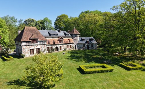 House in Ecaquelon, Normandy, France 1