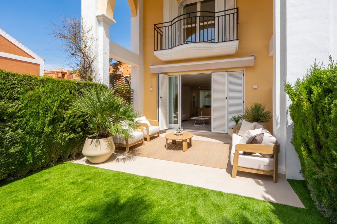 Townhouse in Elviria-Cabopino, Marbella, Spain 1 - 17762062