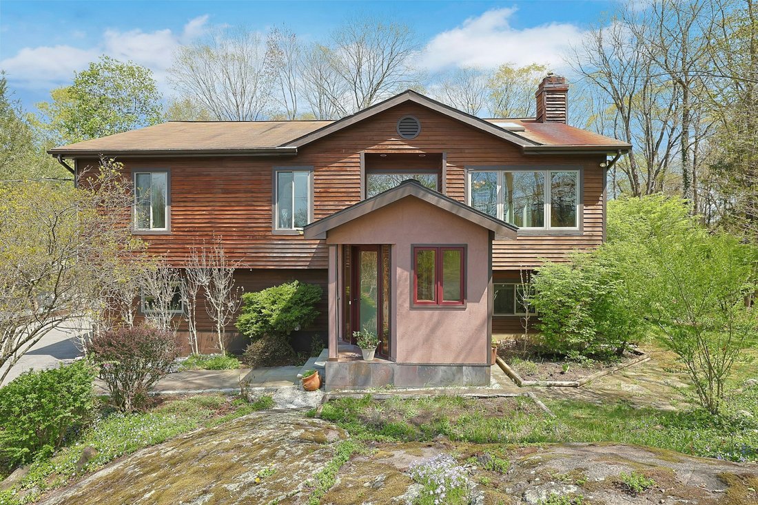 House in Cortlandt, New York, United States 2 - 17757209