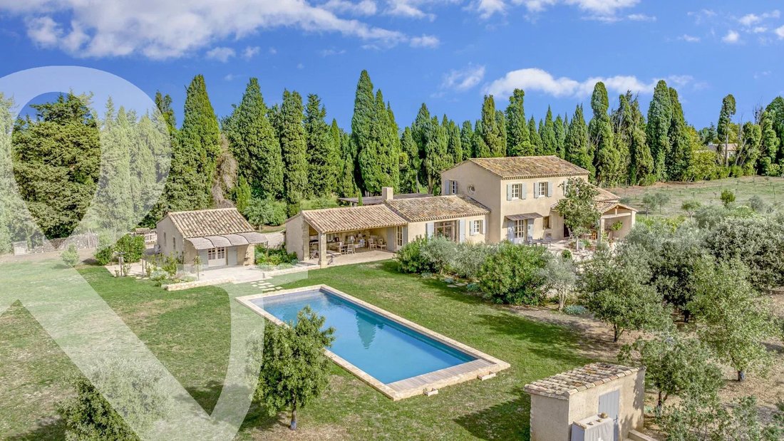 House in Eygalières, Provence-Alpes-Côte d'Azur, France 1 - 14785715