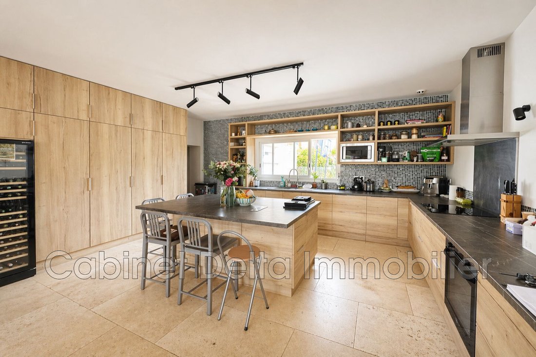 Villa in Sanary-sur-Mer, Provence-Alpes-Côte d'Azur, France 5 - 16220979