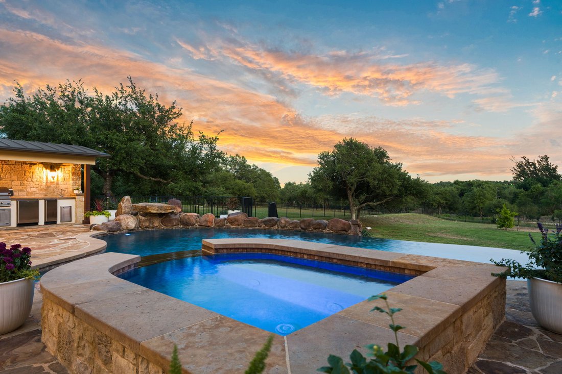 Casa a Bee Cave, Texas, Stati Uniti 2 - 17756014