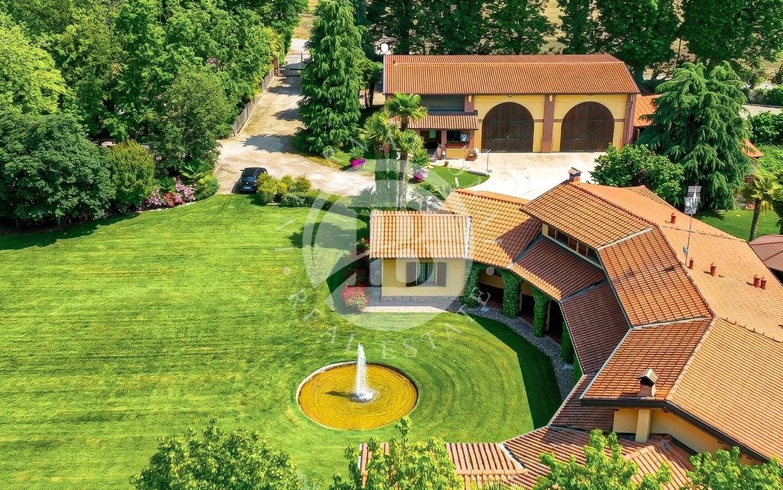 Villa in Settala, Lombardy, Italy 2 - 17758999