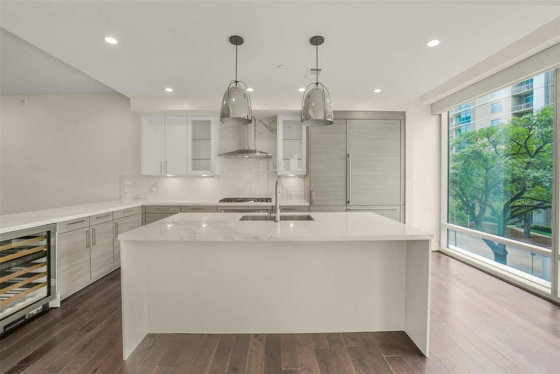 Condo in Houston, Texas, United States 2 - 17755347
