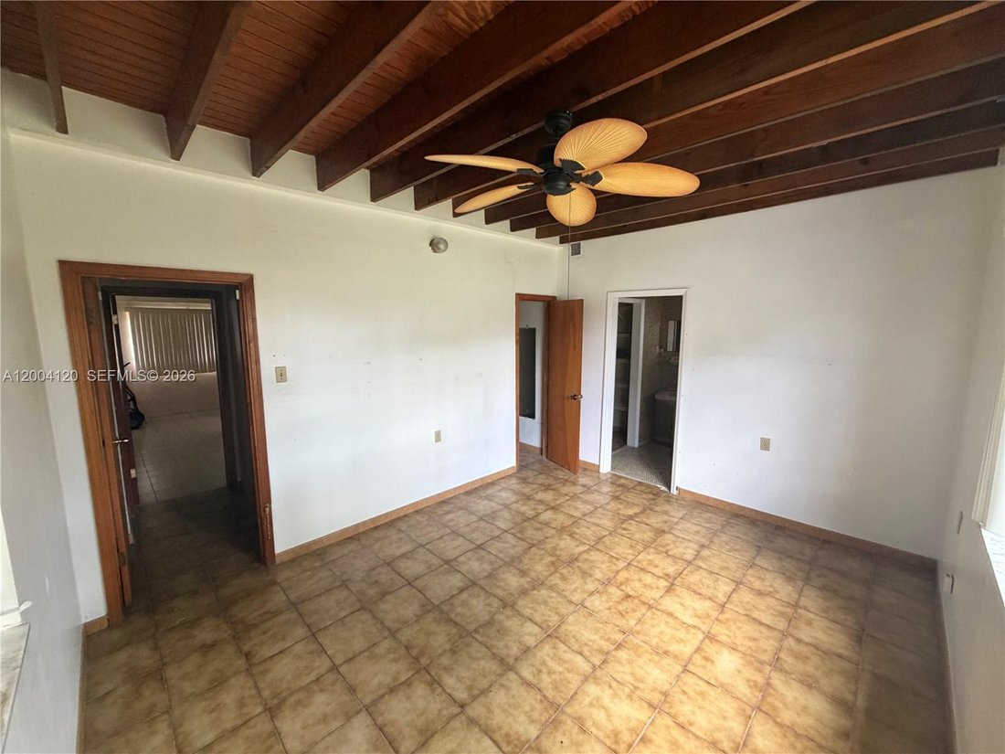 House in Miami, Florida, United States 5 - 17758404