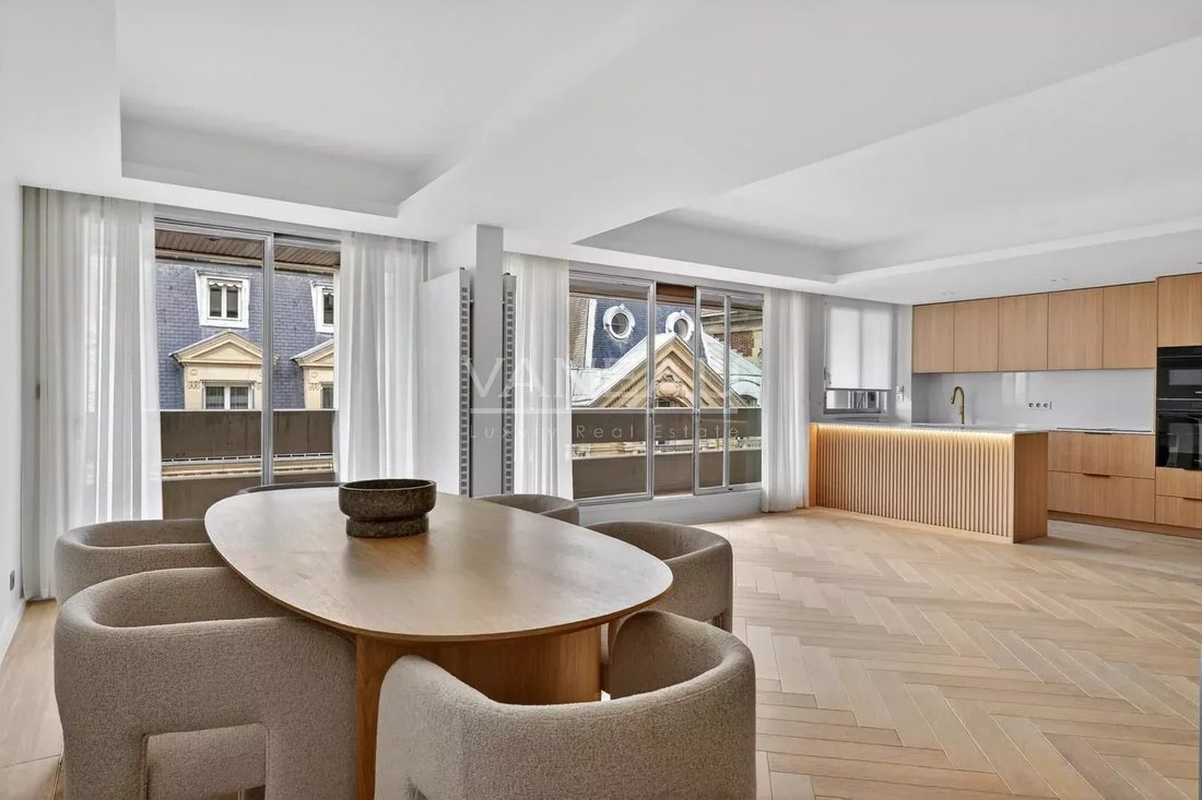 Apartment in Muette Nord, Paris 16e Arrondissement, Paris 2 - 17757089