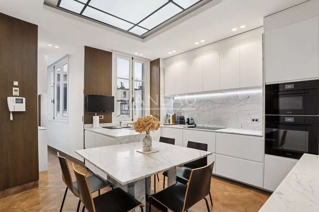 Apartment in Bois de Boulogne, Paris 16e Arrondissement, Paris 5 - 17757229