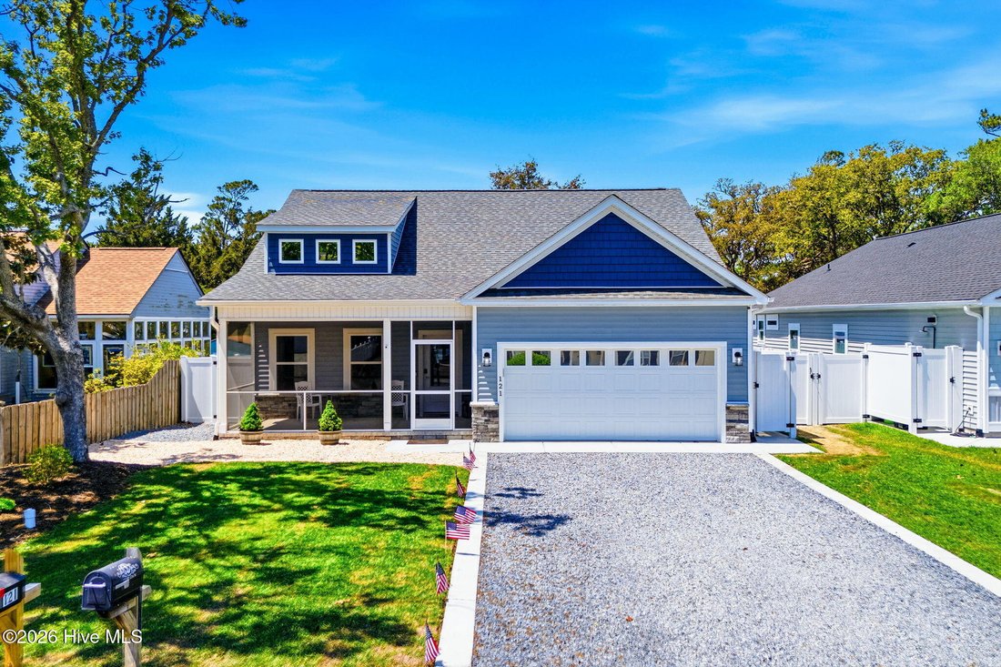 House in Oak Island, North Carolina, United States 1 - 17759275
