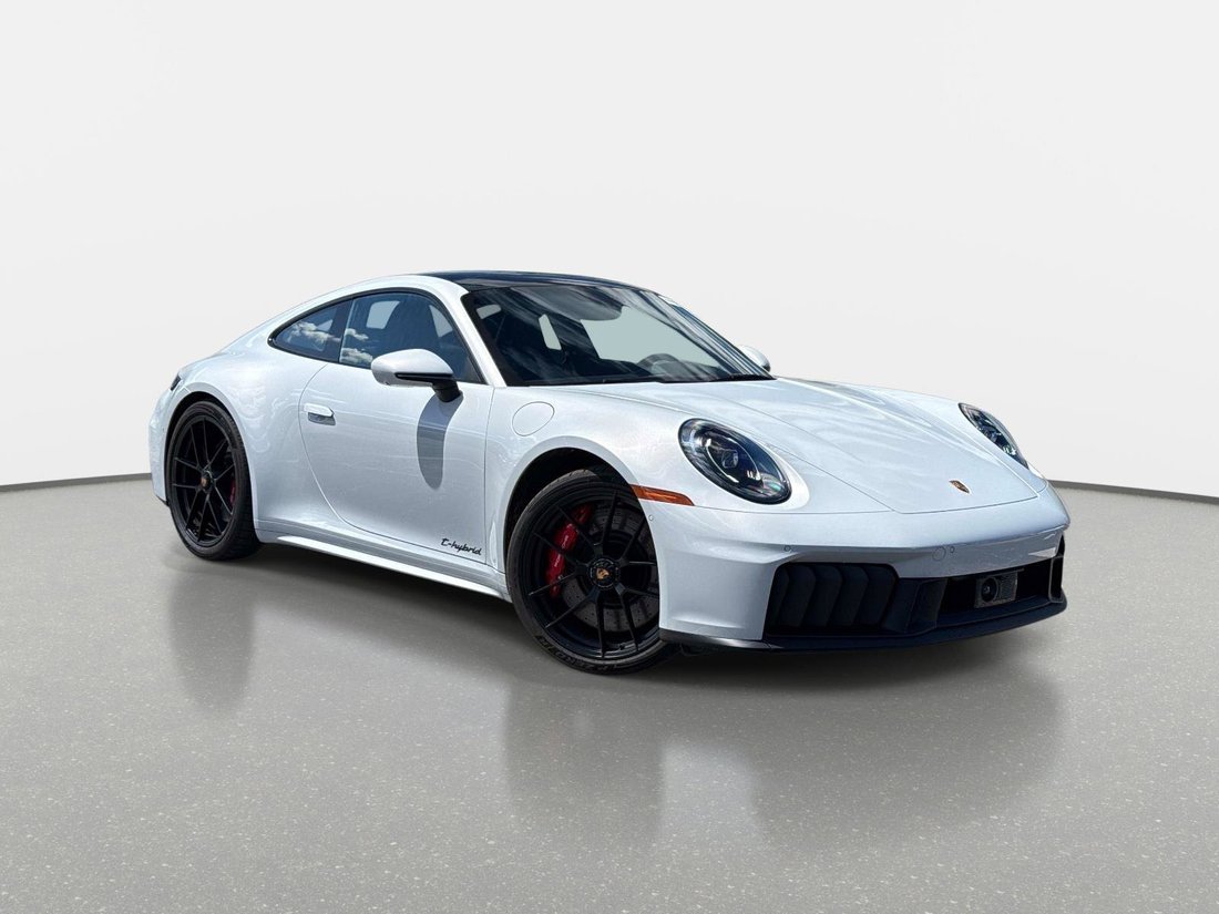 Coupe in Pompano Beach, FL, United States 1 - 17735946