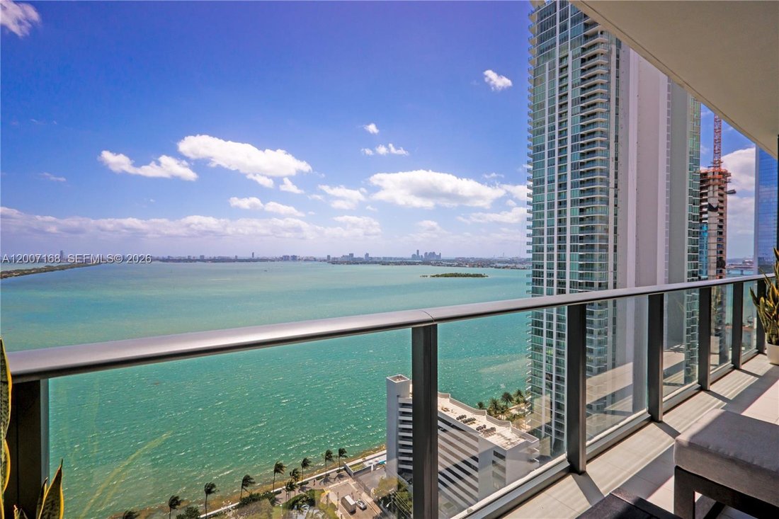Condo in Miami, Florida, United States 2 - 17758374