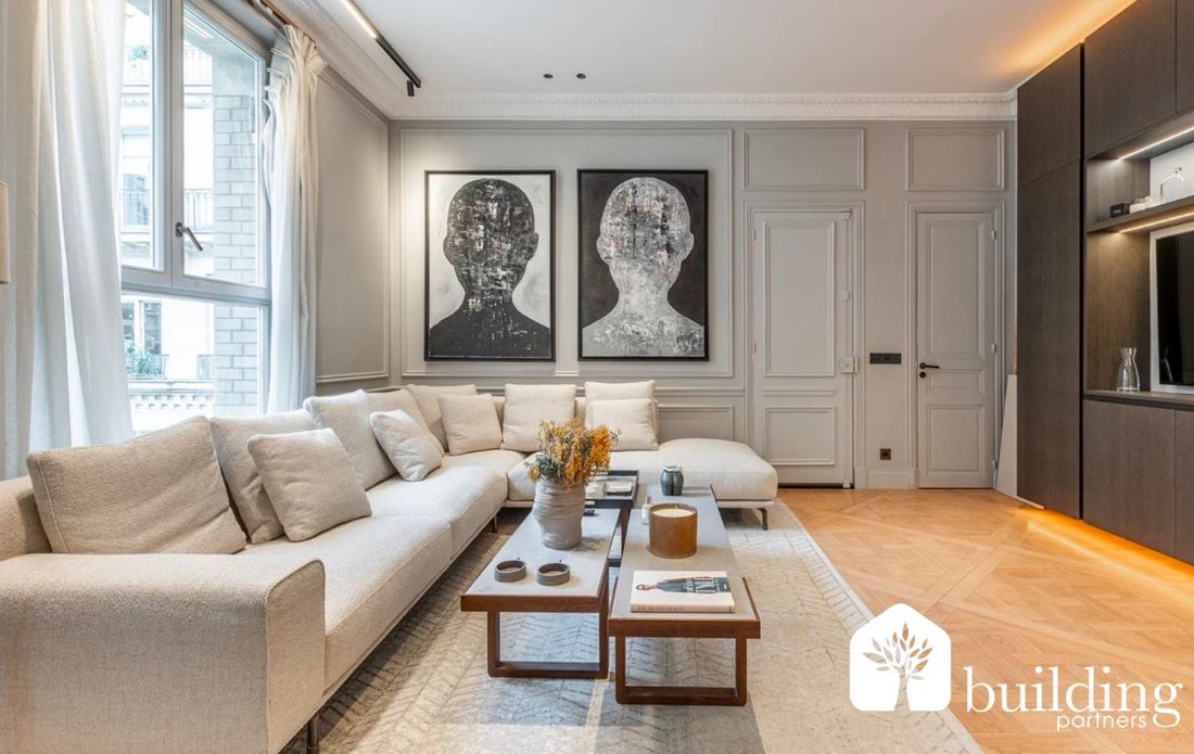 Apartment in Bois de Boulogne, Paris 16e Arrondissement, Paris 4 - 17756882