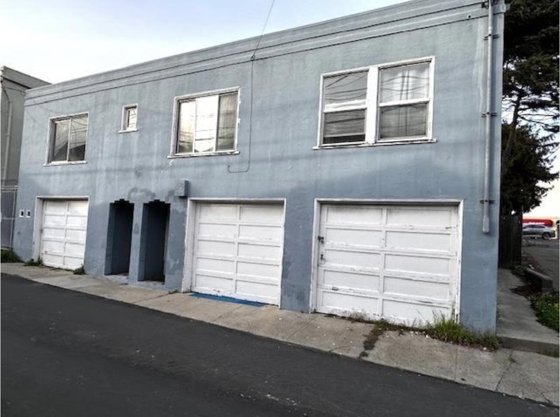 House in South San Francisco, California, United States 2 - 17759222