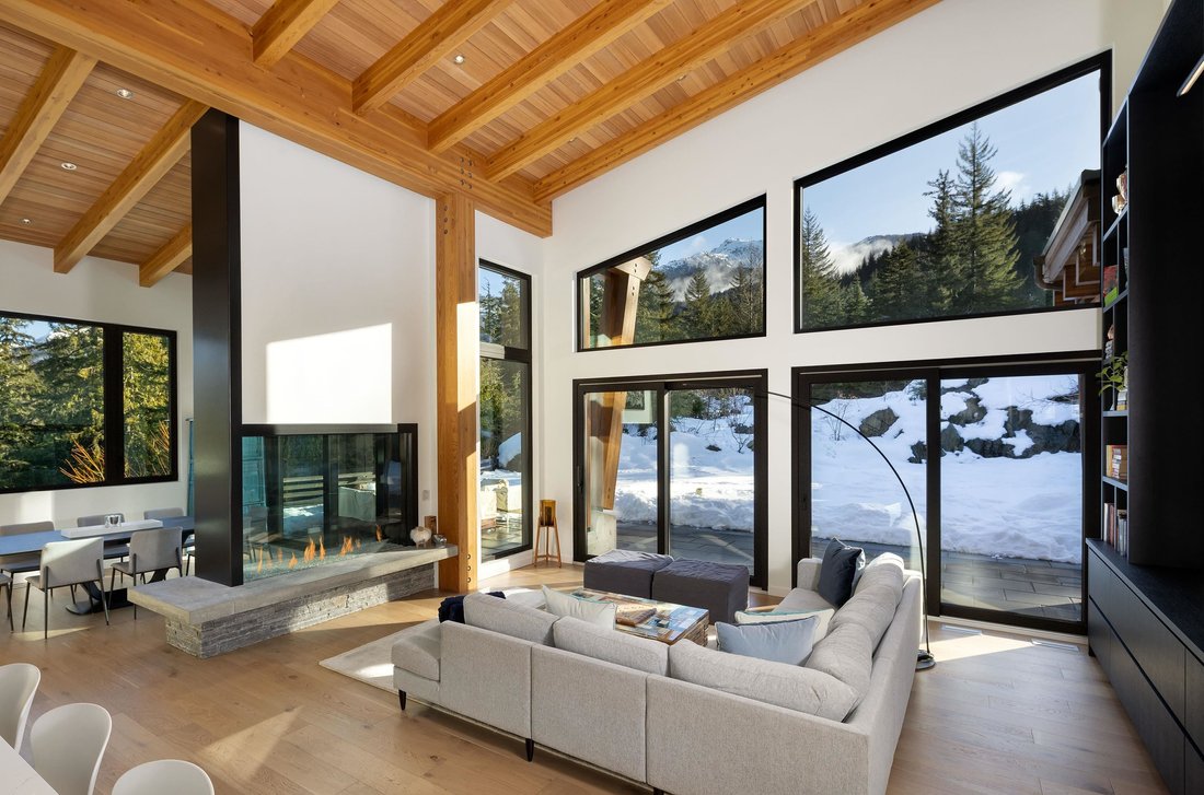 House in Whistler, British Columbia, Canada 2 - 16833408