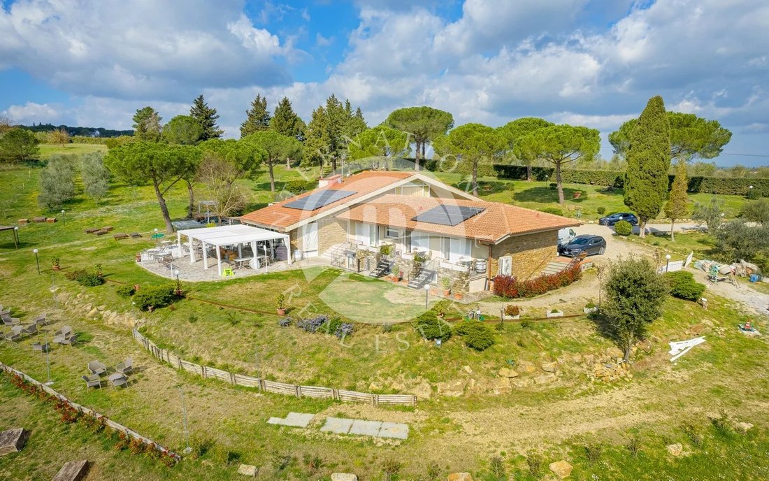 Villa in Center, Greve in Chianti, Tuscany 4 - 17759183