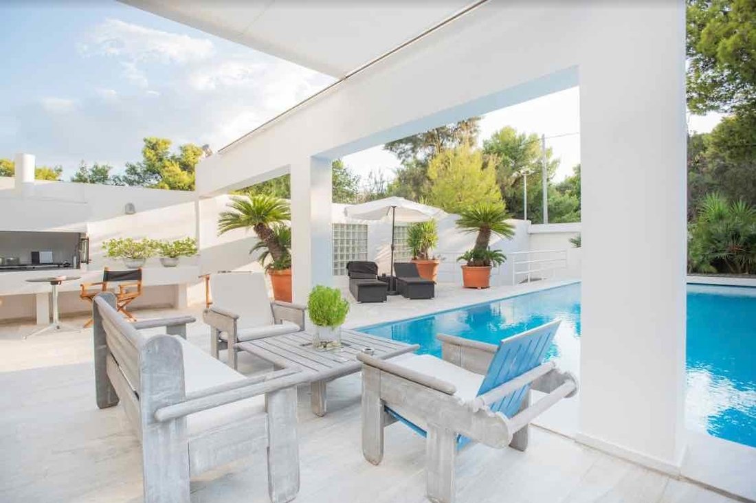 Villa in Vouliagmeni, Attica, Greece 1 - 17758381