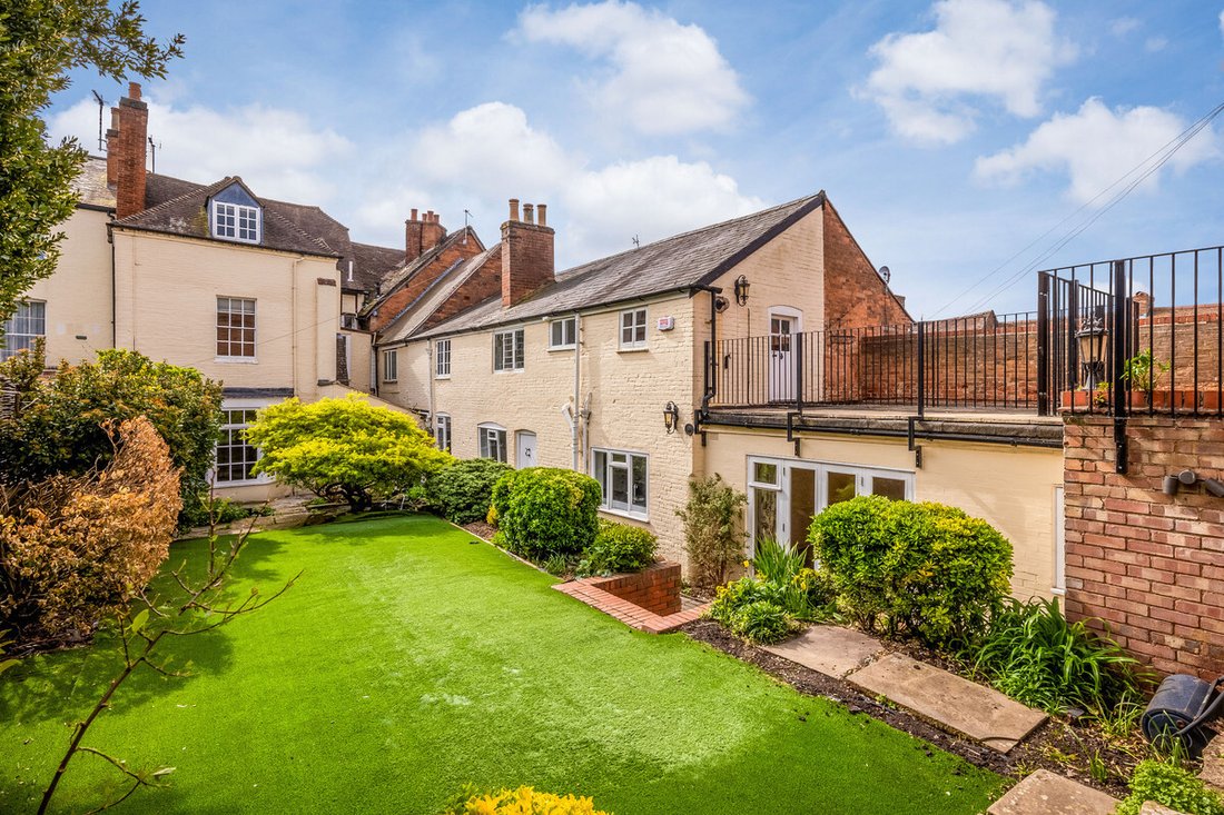 Townhouse in Bridge End, Warwick, England 2 - 17762154