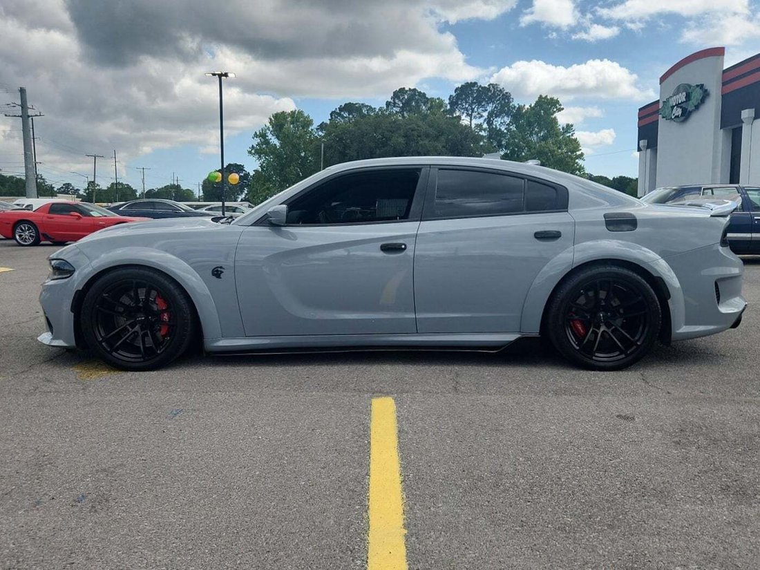 Sedan in Lafayette, LA, United States 5 - 17690750