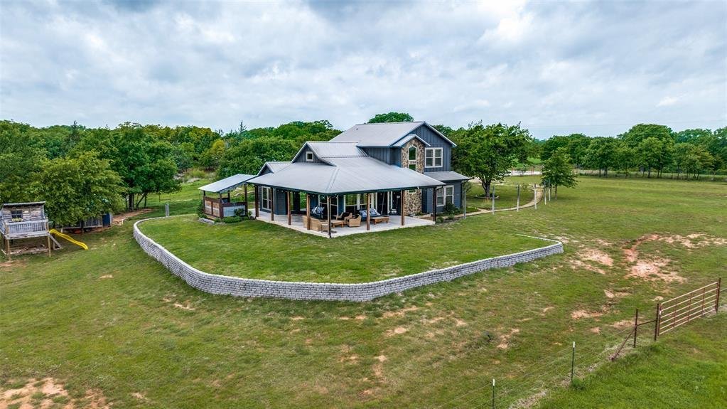 House in Sunset, Texas, United States 3 - 17759499