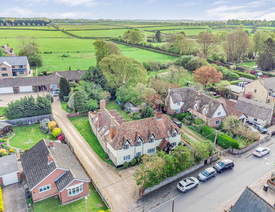 House in Cheveley, England 5 - 17754972