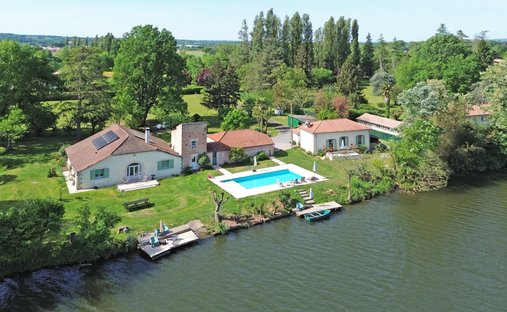 House in Sainte Catherine, Villeneuve-sur-Lot, France 1