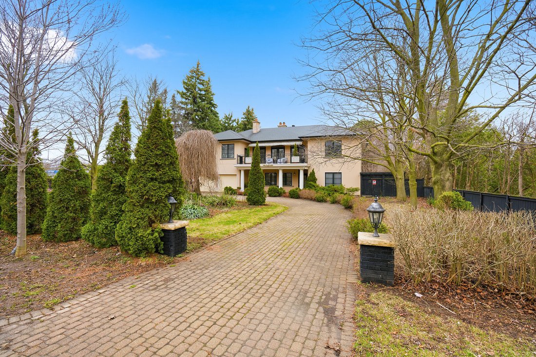 House in Toronto, Ontario, Canada 2 - 17698320