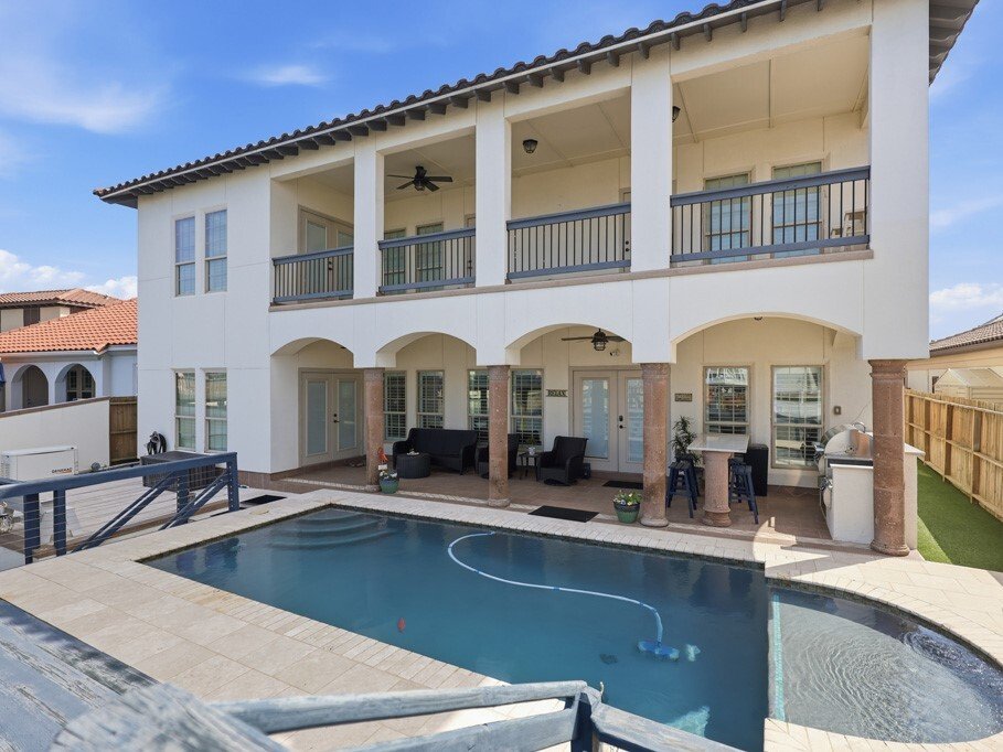 House in Corpus Christi, Texas, United States 3 - 17367015