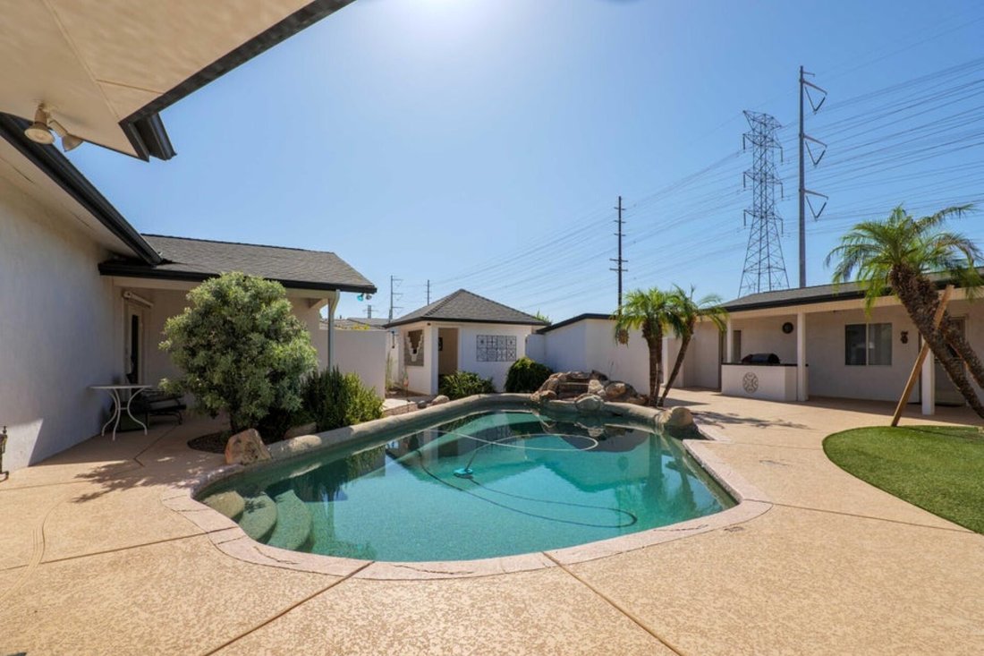 Chandler, Arizona, United States 5 - 17762825