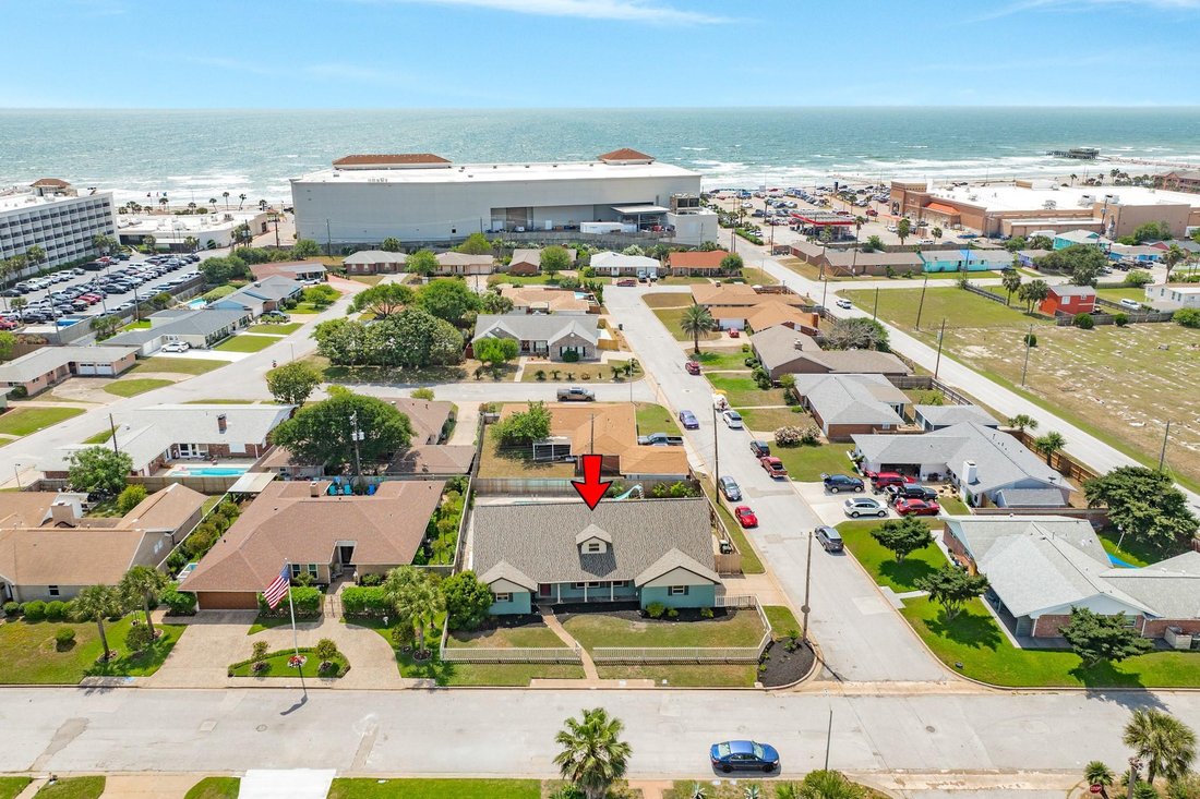 House in Galveston, Texas, United States 3 - 17755371