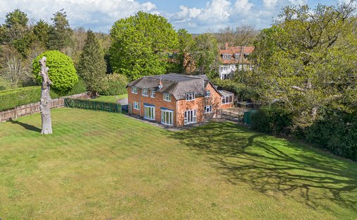 House in Hurst (St Nicholas Hurst), Hurst, England 1