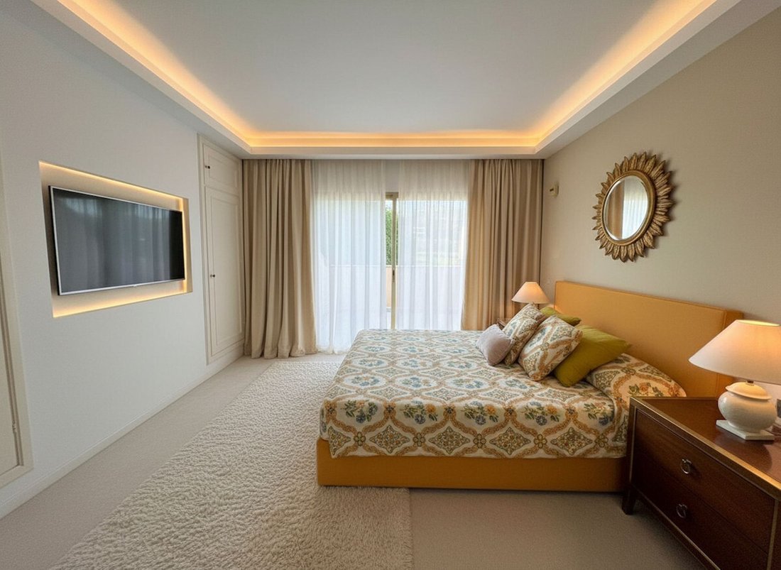 Apartment in Puerto Banus, Marbella, Spain 4 - 16052962