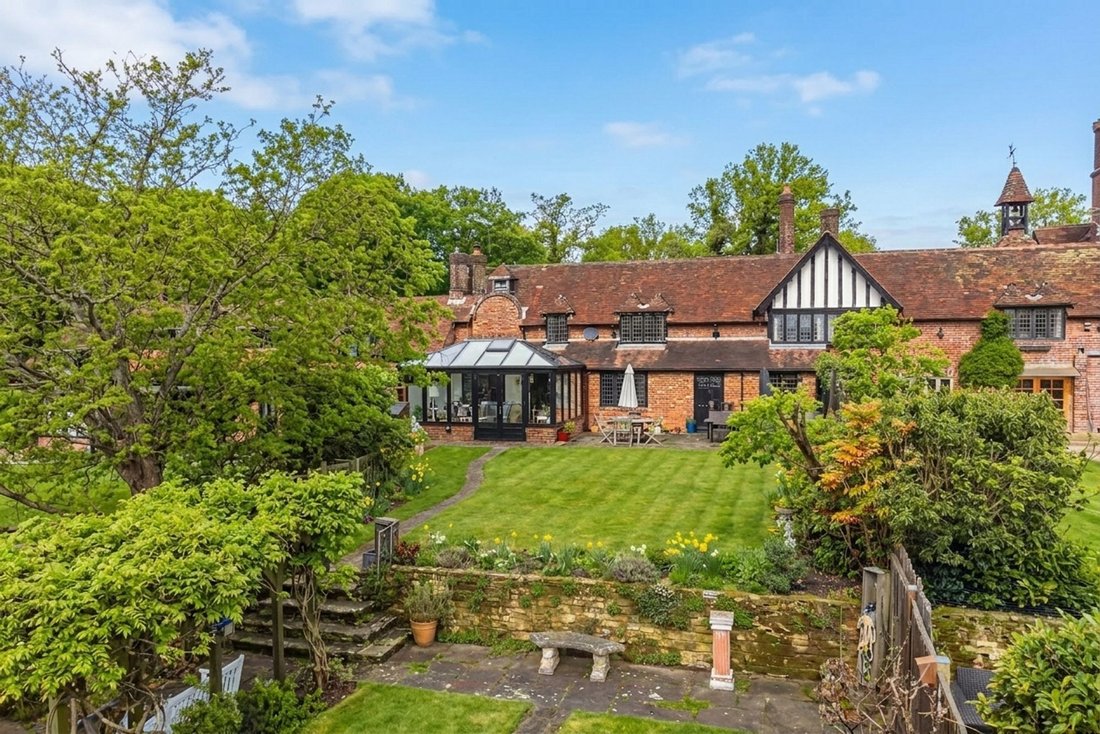 Cowden, England 1 - 17465096