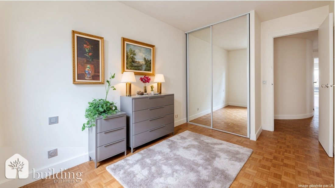 Apartment in Bois de Boulogne, Paris 16e Arrondissement, Paris 2 - 17756691
