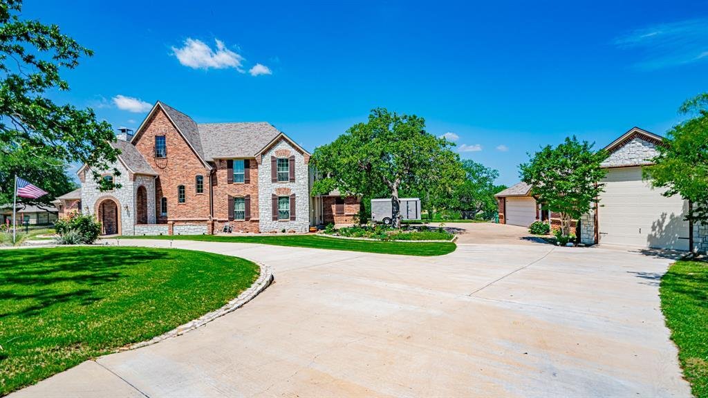 House in Granbury, Texas, United States 2 - 17762123